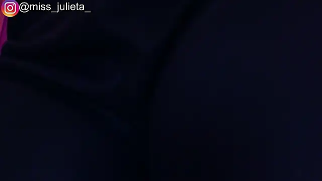 Snapshot of Julieta_Russell chatting on June 4, 2026, 11:59 am Julieta Russell online show from June 4, 2026, 11:59 am