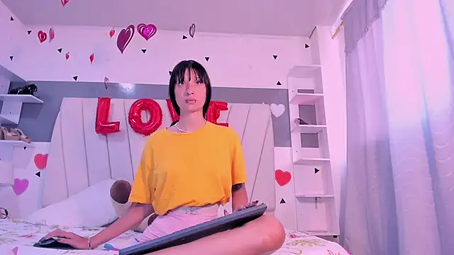 Snapshot of laurem-paulette chatting on February 27, 2025, 4:21 pm laurem-paulette online show from February 27, 2025, 4:21 pm