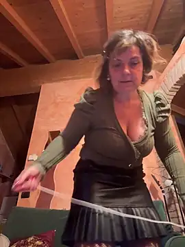 Sunbelxx online show from October 4, 2025, 12:39 pm