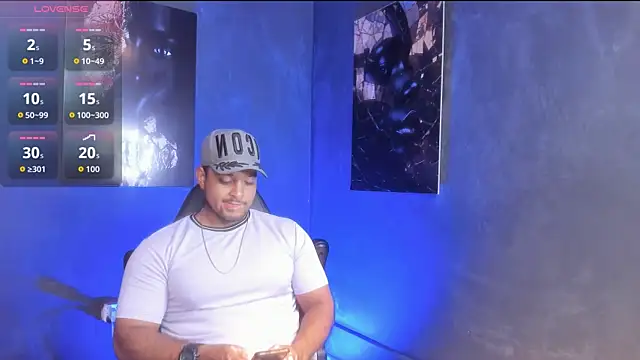 Big furry bear13 online show from September 25, 2025, 5:57 am