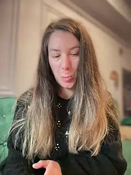 HotXMom online show from February 26, 2026, 7:30 am