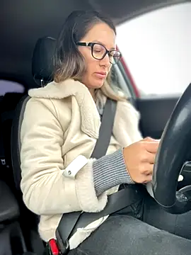 HotXMom online show from October 1, 2025, 5:56 am