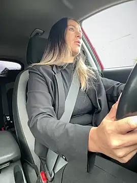 HotXMom online show from September 15, 2025, 6:03 am