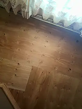 Linahlove online show from March 5, 2025, 8:00 am