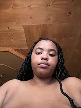 Linahlove online show from March 7, 2025, 9:18 am