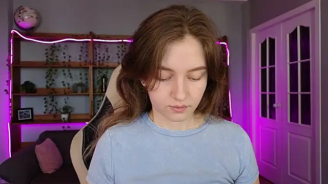 Ksuhesa online show from February 16, 2026, 8:02 am