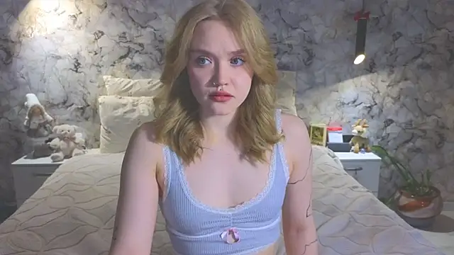 Aurora Golden1 online show from April 6, 2026, 3:24 am