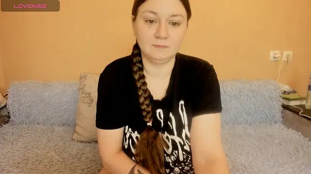 Snapshot of AlisaBacker chatting on January 6, 2026, 9:41 pm AlisaBacker online show from January 6, 2026, 9:41 pm