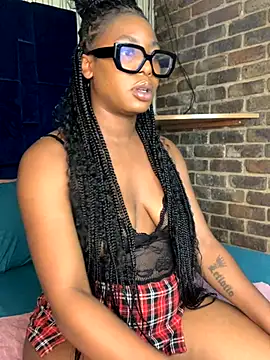 Ass-Queen online show from September 10, 2025, 1:21 pm