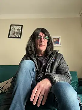 Snapshot of Sissy_Ambre chatting on March 1, 2025, 3:38 pm Sissy Ambre online show from March 1, 2025, 3:38 pm