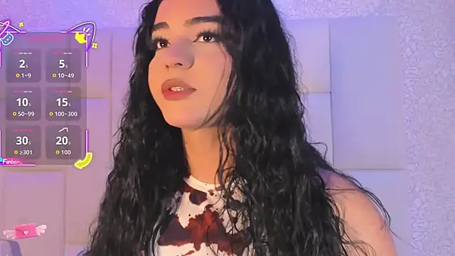 Summer walkerr online show from November 8, 2025, 12:42 pm