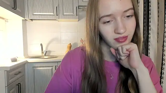 leslie my lovee online show from December 19, 2025, 4:31 pm