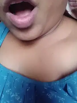 Ivy-09 online show from April 16, 2026, 4:24 am