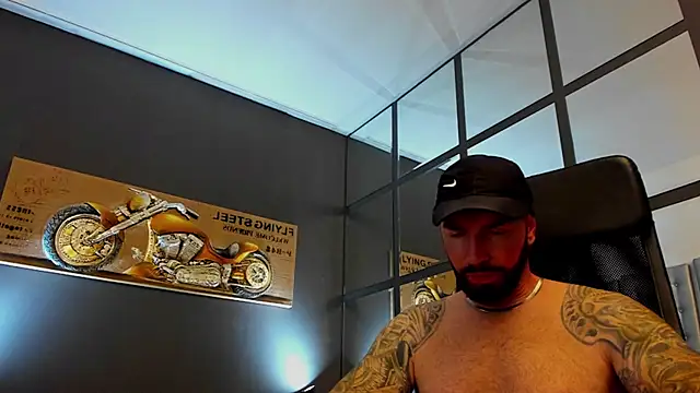 Snapshot of AronGrant chatting on June 29, 2026, 9:16 am AronGrant online show from June 29, 2026, 9:16 am