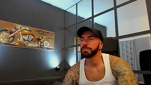 AronGrant online show from October 8, 2025, 9:11 am