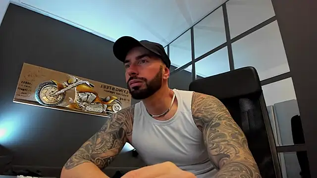 AronGrant online show from March 21, 2025, 8:50 am