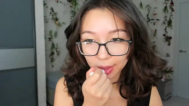 AgnieszkaBanana online show from November 13, 2025, 10:19 am