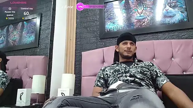 Snapshot of Chris_Dick23 chatting on January 13, 2026, 2:48 am Chris Dick23 online show from January 13, 2026, 2:48 am