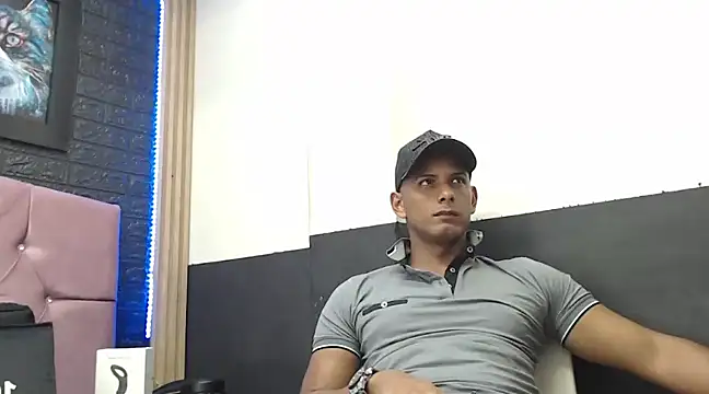 Chris Dick23 online show from March 11, 2025, 3:47 am