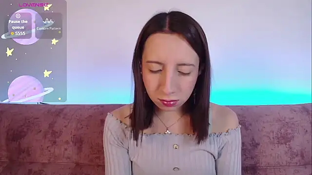 Miiaa doll online show from January 8, 2026, 1:44 am