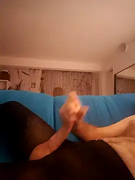 Snapshot of terisdfg chatting on January 11, 2025, 8:32 pm terisdfg online show from January 11, 2025, 8:32 pm