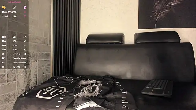 Lil Curved online show from September 19, 2025, 11:36 am