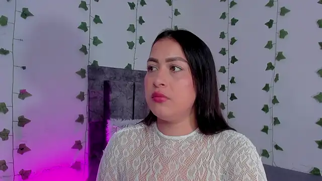 Snapshot of Miaa_Garcia chatting on June 16, 2026, 11:05 pm Miaa Garcia online show from June 16, 2026, 11:05 pm