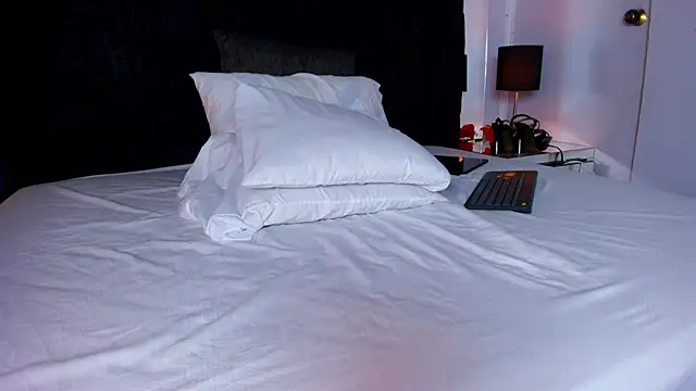 Snapshot of Miaa_Garcia chatting on February 13, 2025, 11:58 pm Miaa Garcia online show from February 13, 2025, 11:58 pm