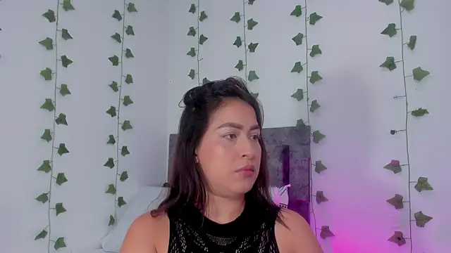 Snapshot of Miaa_Garcia chatting on June 18, 2026, 10:37 pm Miaa Garcia online show from June 18, 2026, 10:37 pm