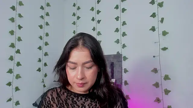 Snapshot of Miaa_Garcia chatting on June 24, 2026, 11:02 pm Miaa Garcia online show from June 24, 2026, 11:02 pm