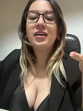 amooraaamoon online show from January 7, 2026, 12:54 pm