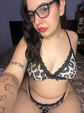 Snapshot of agoosvokk chatting on November 13, 2025, 6:39 am agoosvokk online show from November 13, 2025, 6:39 am