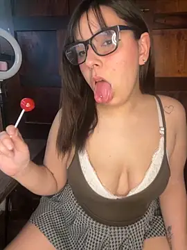 Snapshot of agoosvokk chatting on September 13, 2025, 11:27 pm agoosvokk online show from September 13, 2025, 11:27 pm