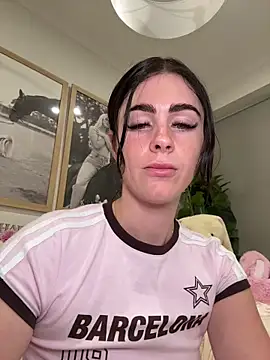 aus queen online show from April 14, 2026, 10:15 pm