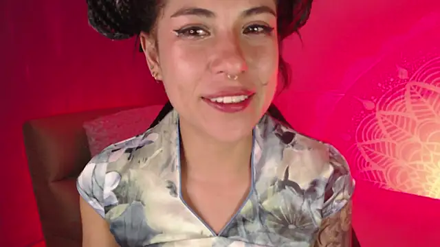 Snapshot of Hellen_dumont chatting on February 28, 2025, 5:26 am Hellen dumont online show from February 28, 2025, 5:26 am