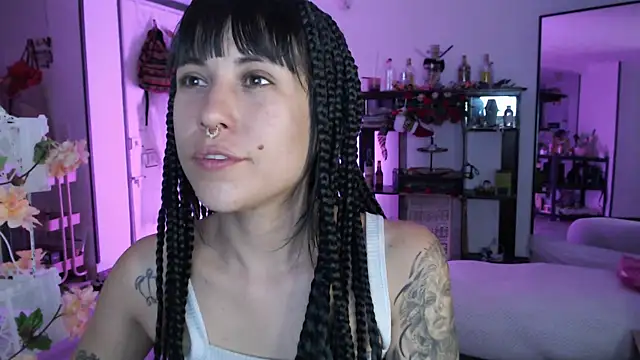 Snapshot of Hellen_dumont chatting on December 16, 2025, 11:31 pm Hellen dumont online show from December 16, 2025, 11:31 pm