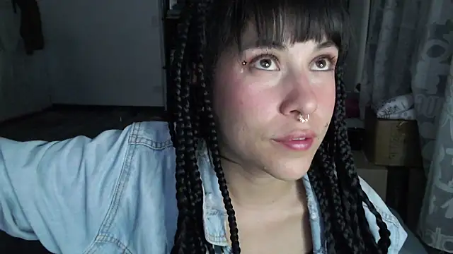 Snapshot of Hellen_dumont chatting on December 18, 2025, 2:05 am Hellen dumont online show from December 18, 2025, 2:05 am