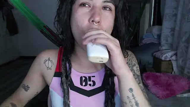 Snapshot of Hellen_dumont chatting on December 14, 2025, 11:10 pm Hellen dumont online show from December 14, 2025, 11:10 pm