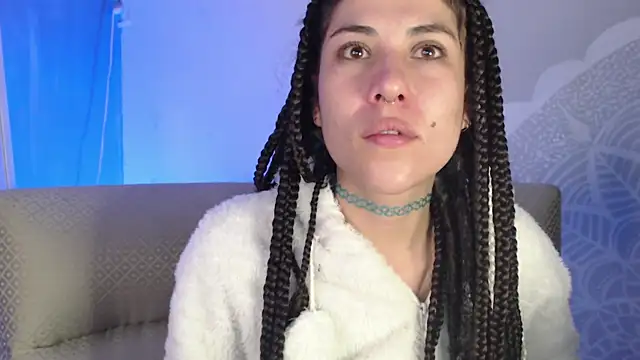 Snapshot of Hellen_dumont chatting on March 1, 2025, 7:19 am Hellen dumont online show from March 1, 2025, 7:19 am