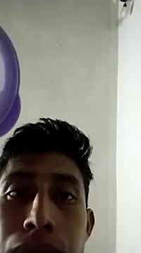 Snapshot of Flaquito_pitudo chatting on February 26, 2025, 9:12 am Flaquito pitudo online show from February 26, 2025, 9:12 am