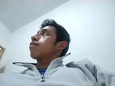 Snapshot of Flaquito_pitudo chatting on January 13, 2025, 6:38 am Flaquito pitudo online show from January 13, 2025, 6:38 am