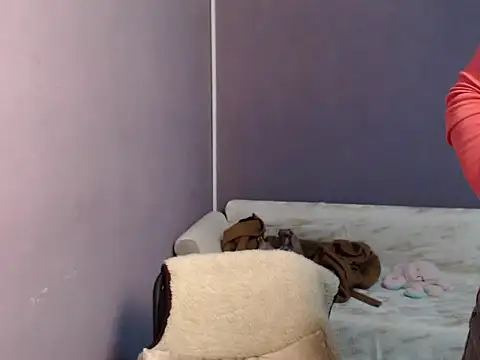 Snapshot of so_shy chatting on November 6, 2025, 8:18 am so shy online show from November 6, 2025, 8:18 am