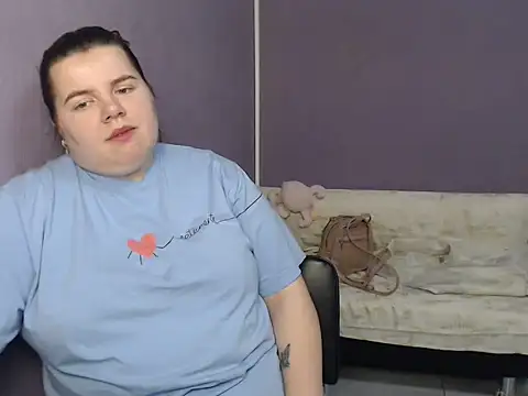 Snapshot of so_shy chatting on September 24, 2025, 7:15 am so shy online show from September 24, 2025, 7:15 am