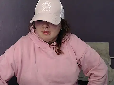 Snapshot of so_shy chatting on September 14, 2025, 6:14 am so shy online show from September 14, 2025, 6:14 am