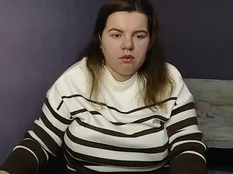 Snapshot of so_shy chatting on October 2, 2025, 6:28 am so shy online show from October 2, 2025, 6:28 am