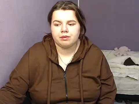 Snapshot of so_shy chatting on October 25, 2025, 6:23 am so shy online show from October 25, 2025, 6:23 am