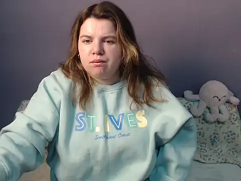 Snapshot of so_shy chatting on November 30, 2025, 7:20 am so shy online show from November 30, 2025, 7:20 am