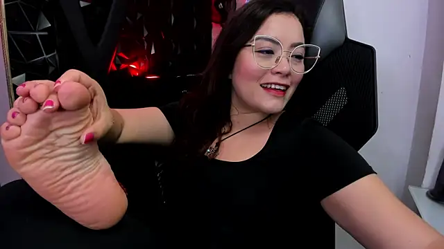 Snapshot of DarlingBDSM_ chatting on May 23, 2026, 4:11 am DarlingBDSM online show from May 23, 2026, 4:11 am