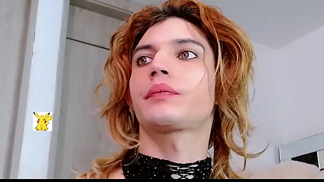 Snapshot of honey_skin chatting on March 2, 2025, 9:08 pm honey skin online show from March 2, 2025, 9:08 pm