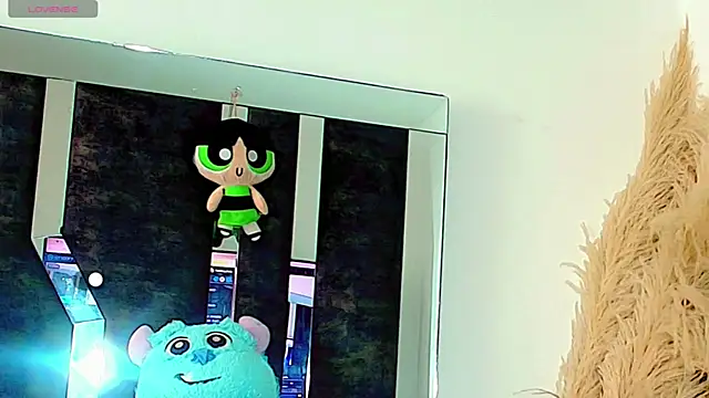 honey skin online show from April 8, 2026, 7:15 pm